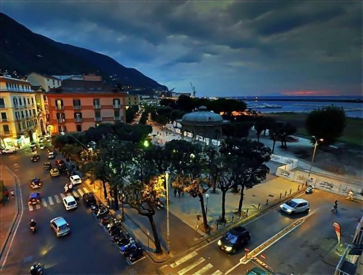 Palazzo San Francesco Hotel Castellammare di Stabia Exterior photo